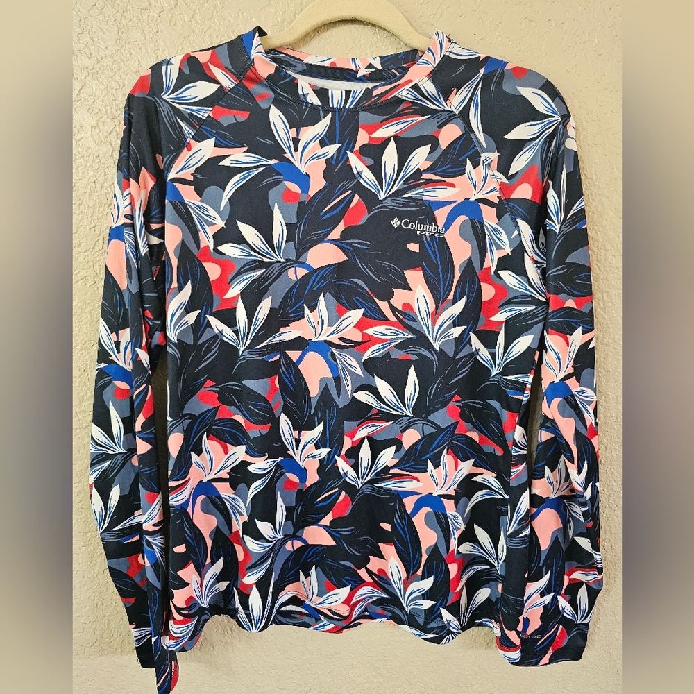 Columbia Women's Leaf Print DriFit Long Sleeve